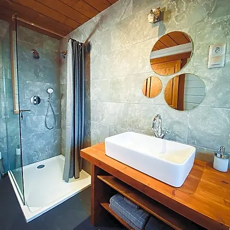 Nidwazo - & Bed & Breakfast 4*